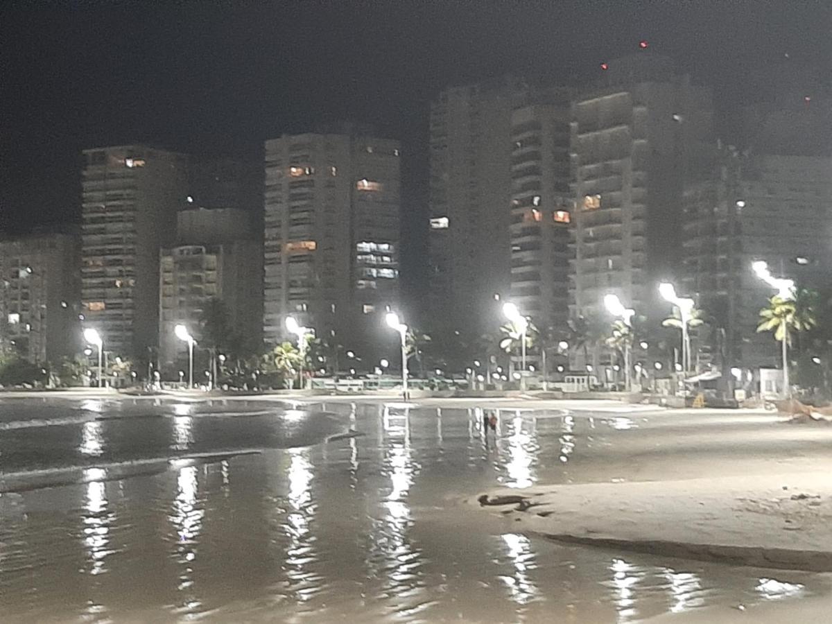 Praia de Astúrias - Guarujá - Tudo de Bom Exterior foto